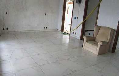 Imagem 7: Casa no Jardim Uruçanga. Piscina, Churrasqueira, VarandaeÁrea de serviço