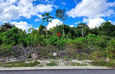 Imagem: O terreno possui 268m² de Área e está localizado em Ponta