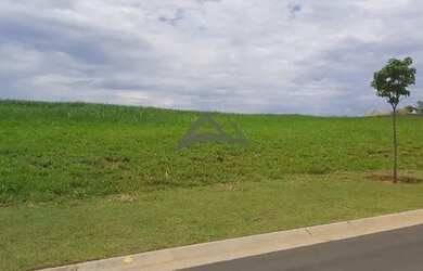 Imagem: O terreno possui 41527m² de Área e está localizado em Loteamento