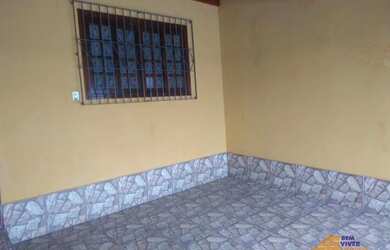 Imagem: A casa possui 2 Dormitórios, 1 Banheiro, 1 Vaga na garagem