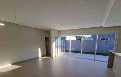 Imagem: A casa em condomínio possui 3 Dormitórios, 2 Banheiros, 2