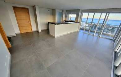 Imagem: O apartamento possui 3 Dormitórios, 5 Banheiros, 2 Vagas na