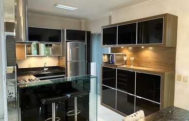 Imagem: O apartamento possui 3 Dormitórios, 2 Banheiros, 2 Vagas na