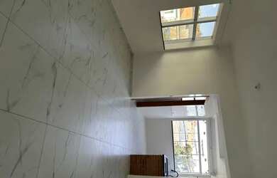 Imagem: O studio possui 1 Dormitório, 1 Banheiro, 40m² de Área e