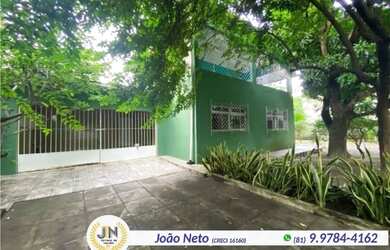 Imagem: A casa possui 2 Dormitórios, 2 Banheiros, 5 Vagas na garagem