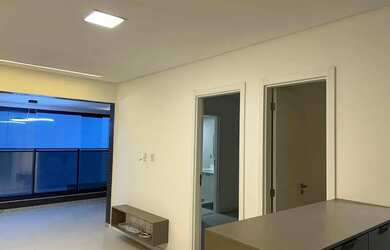 Imagem: O apartamento para alugar possui 1 Dormitório, 2 Banheiros