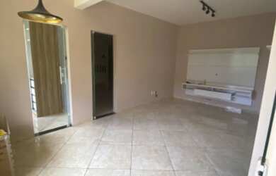 Imagem: A casa para alugar possui 2 Dormitórios e 2 Banheiros e está