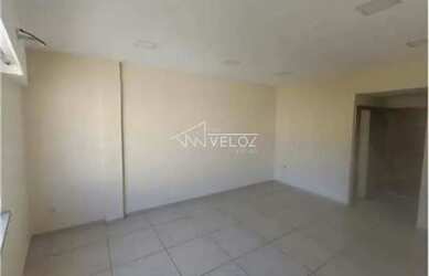 Imagem 2: Kitnet/Conjugado / Residencial / Centro