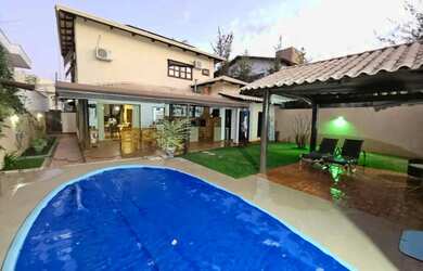 Imagem 15: Sobrado para venda possui 235 metros quadrados com 3 quartos