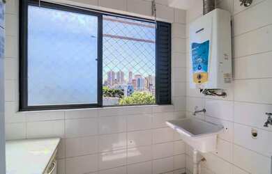 Imagem 7: 7 andar, suite, sacada e vaga livre, vista livre com sol