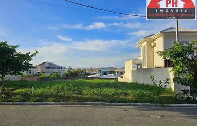 Imagem: O terreno possui 360m² de Área e está localizado em Nova