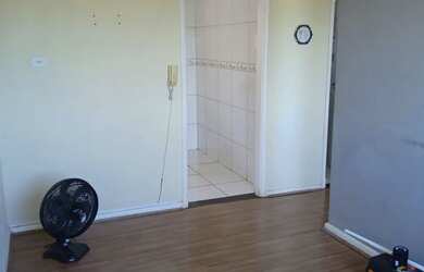 Imagem: O apartamento possui 2 Dormitórios, 1 Banheiro e está localizado