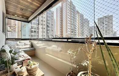 Imagem: O apartamento possui 3 Dormitórios, 3 Banheiros, 2 Vagas na