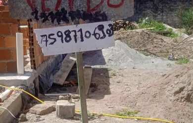 Imagem 2: Vendo terreno. 