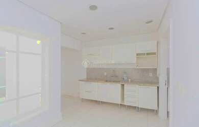 Imagem 7: Casa 4 quarto(s), no bairro Três Figueiras