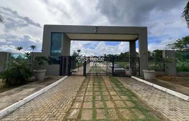 Imagem: O terreno possui 2.000m² de Área e está localizado em Park