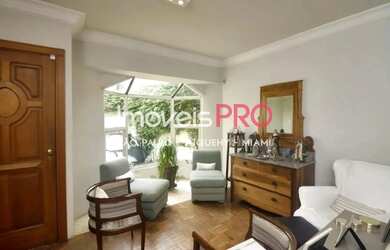 Imagem 2: Vila Nova Conceição - Casa com 1 suíte, 3 dormitório(s) e 2 vaga(s) de garagem, para venda