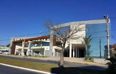 Imagem: O depósito possui 48m² de Área e está localizado em Lundcea