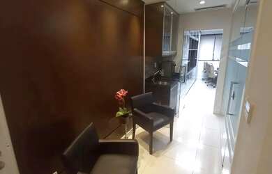 Imagem: O depósito possui 1 Vaga na garagem, 36m² de Área e Imóvel