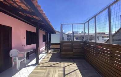 Imagem: A casa possui 2 Dormitórios, 1 Banheiro, 60m² de Área e