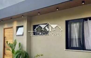 Imagem: A casa em condomínio possui 3 Dormitórios, 2 Banheiros, 2