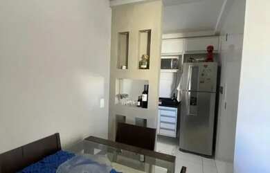 Imagem: O apartamento possui 2 Dormitórios, 1 Banheiro, 1 Vaga na garagem