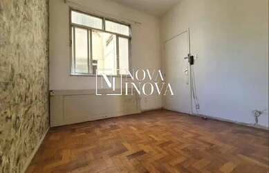 Imagem: O apartamento possui 1 Dormitório, 1 Banheiro, 40m² de Área