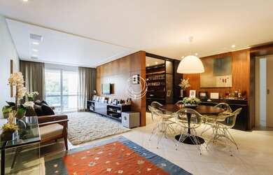 Imagem: O apartamento possui 3 Dormitórios, 4 Banheiros, 2 Vagas na