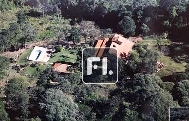 Imagem: A fazenda possui 1000m² de Área, Churrasqueira, Piscina, Varanda
