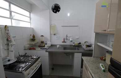 Imagem 10: Sobradão ao lado do metrô