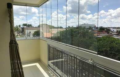 Imagem: O apartamento possui 3 Dormitórios, 2 Banheiros, 2 Vagas na