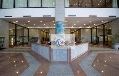 Imagem: O depósito possui 5 Vagas na garagem, 257m² de Área e está