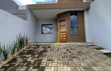 Imagem: A casa possui 3 Dormitórios, 2 Banheiros, 1 Vaga na garagem