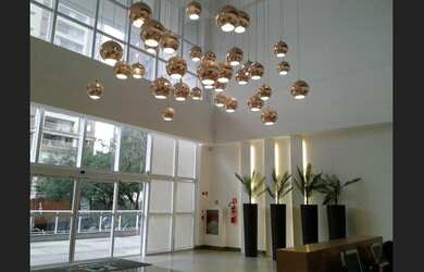 Imagem: O depósito possui 2 Vagas na garagem, 63m² de Área e está