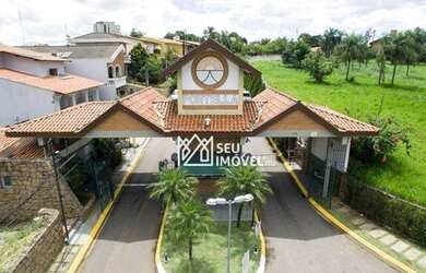 Imagem: A casa em condomínio possui 3 Dormitórios, 4 Banheiros e 218m²