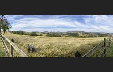 Imagem 1: Fazenda com 3 dormitórios à venda, 2420000 m² por R$ 10.000.000,00...