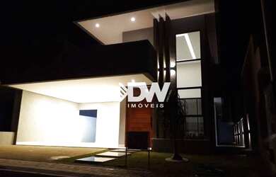 Imagem: A casa em condomínio possui 3 Dormitórios, 3 Banheiros, 125m²