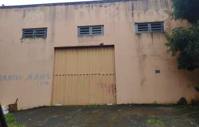 Imagem 2: Galpão/Depósito/Armazém para aluguel tem 425 metros quadrados em Feliz...