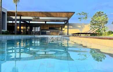 Imagem: A casa em condomínio possui 5 Dormitórios, 5 Banheiros, 5