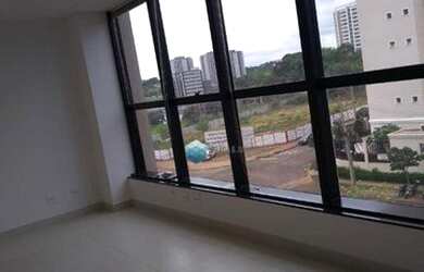 Imagem: O depósito possui 1 Vaga na garagem e 47m² de Área e está