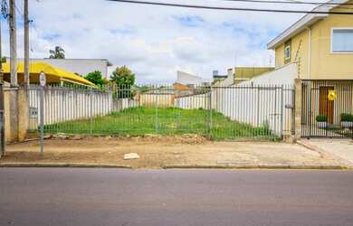 Imagem: O terreno possui 385m² de Área, Imóvel novo e está localizado