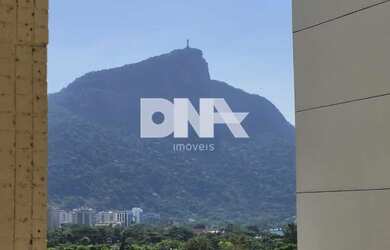 Imagem 5: poucos metros da praia e lagoa