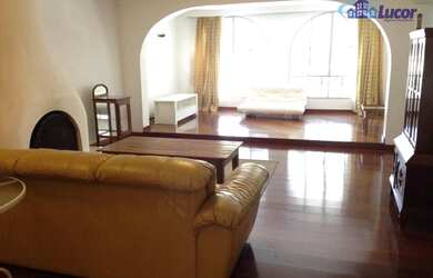 Imagem: A casa em condomínio possui 4 Dormitórios, 2 Banheiros, 4