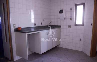 Imagem: O depósito possui 5 Vagas na garagem, 515m² de Área e está