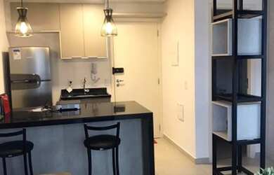 Imagem: O apartamento possui 1 Dormitório, 1 Banheiro, 1 Vaga na garagem