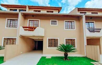 Imagem: A casa em condomínio possui 3 Dormitórios, 3 Banheiros, 2