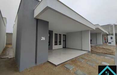 Imagem: A casa em condomínio possui 3 Dormitórios, 2 Banheiros, 2