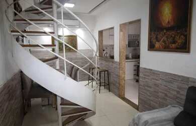 Imagem 1: Casa em Bonsucesso para venda, Travessa Zé da Zilda