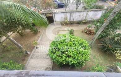 Imagem: A casa em condomínio possui 5 Dormitórios, 5 Banheiros, 5