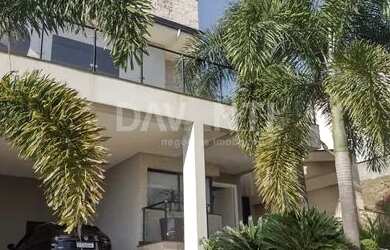 Imagem: A casa em condomínio possui 3 Dormitórios, 4 Banheiros, 2